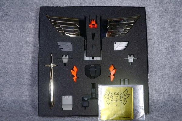 Transformers Predaking 3rd Party Upgrade Kit Video Review By Kenshen  (10 of 17)